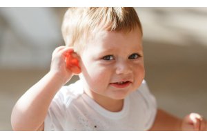 Ouvidinhos Felizes: Cuidados Essenciais para Proteger os Ouvidos do Seu Bebê